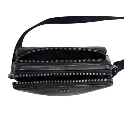 Dior CD Logo Shoulder Bag CD Leather Black — view 5