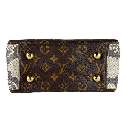 Louis Vuitton Shoulder Bag Nnu BB — view 4