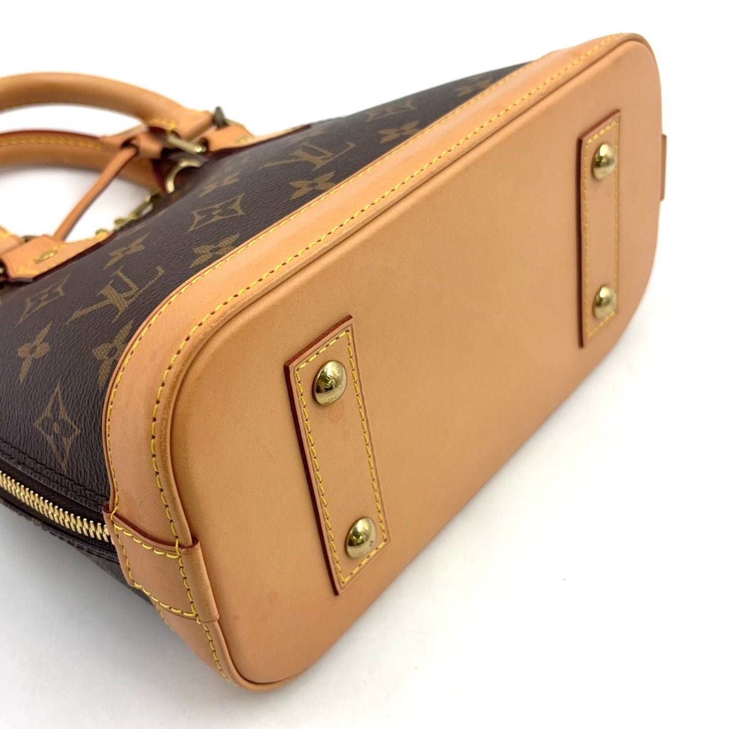 Louis Vuitton Alma BB Monogram Leather Brown Light Handbag Gold — view 5