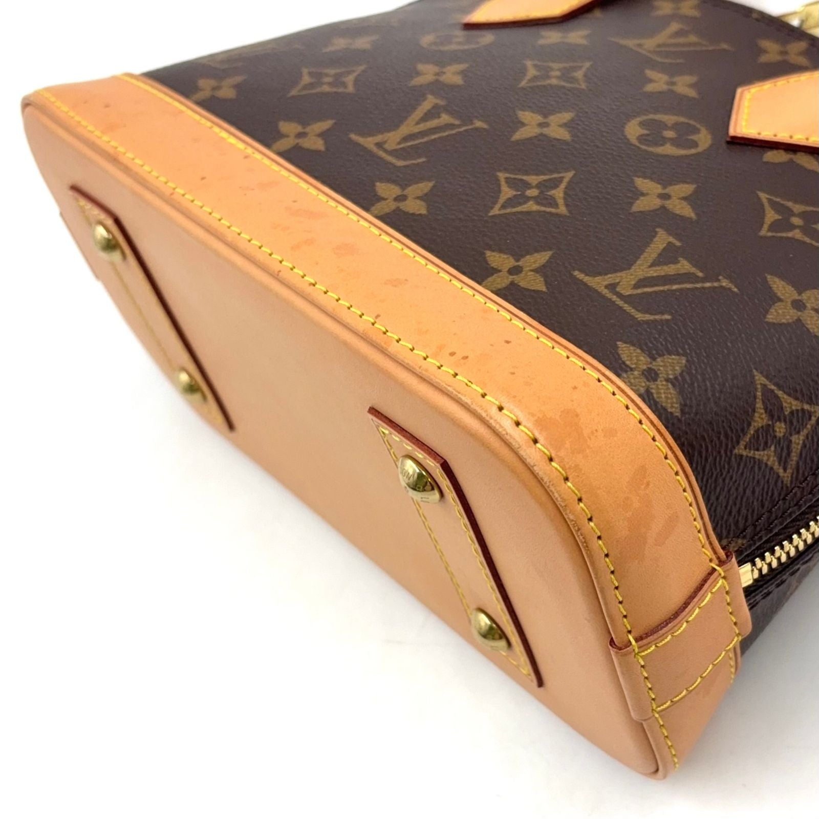 Louis Vuitton Alma BB Monogram Leather Brown Light Handbag Gold — view 8