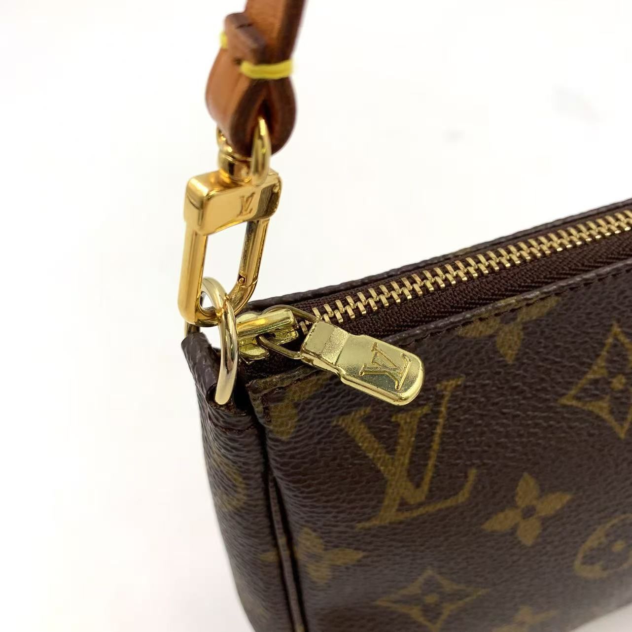 Louis Vuitton Pochette Accessoires Monogram Leather Brown Handbag Gold — view 5