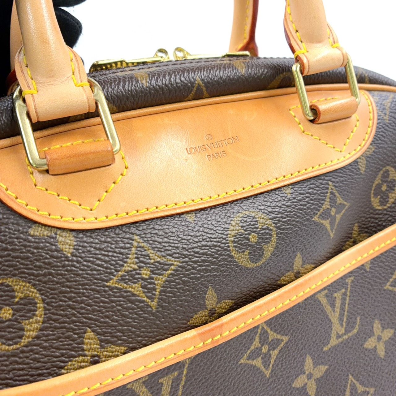 Louis Vuitton Monogram Leather Brown Handbag Gold — view 8