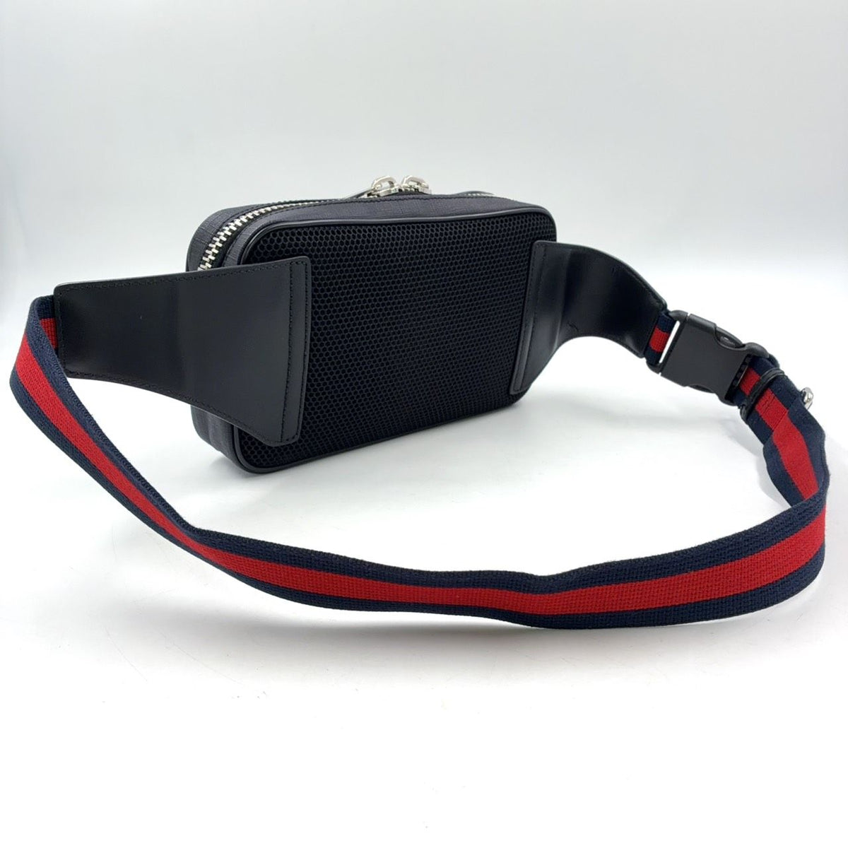 Gucci Soft GG Supreme Sherry Line Leather Navy Black Red Belt Bag Silver — view 2