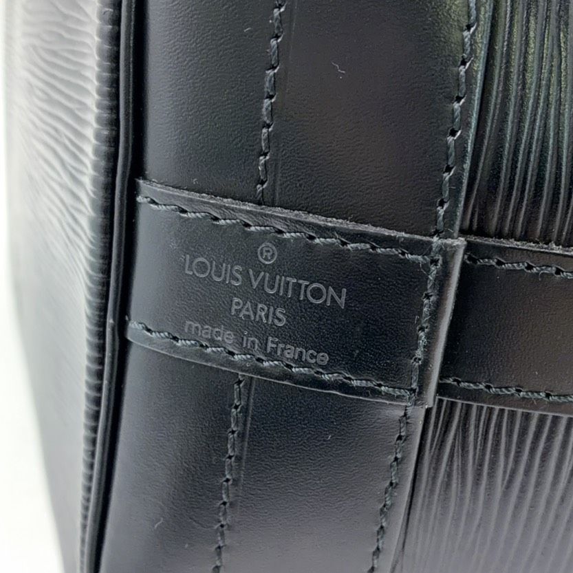 Louis Vuitton Noe Epi Noir Leather Black Shoulder Bag Gold — view 4
