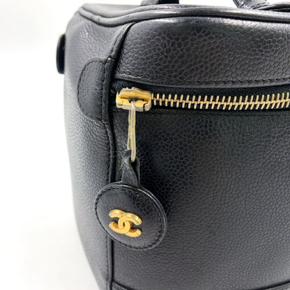 Chanel CC Logo Vanity Caviar Leather Black Pouch Gold — view 8