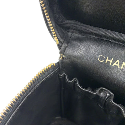 Chanel CC Logo Vanity Caviar Leather Black Pouch Gold — view 5