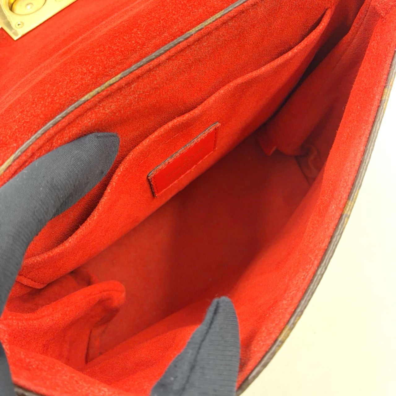 Louis Vuitton Locky BB 2-Way Shoulder Leather Brown Red Handbag Gold — view 3
