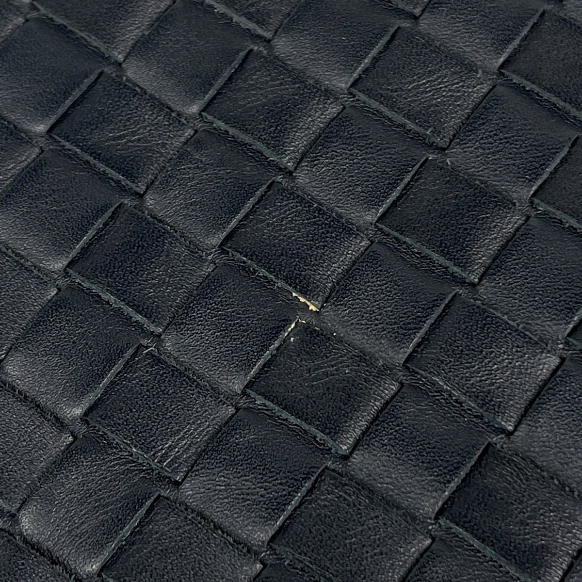 Bottega Veneta Shoulder Bag Intrecciato Leather Navy — view 4