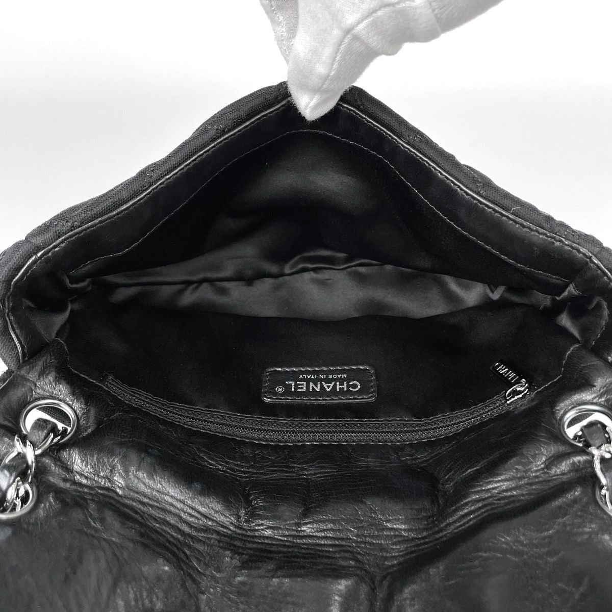 Chanel Shoulder Bag Quilted Chain Canvas Black — view 8