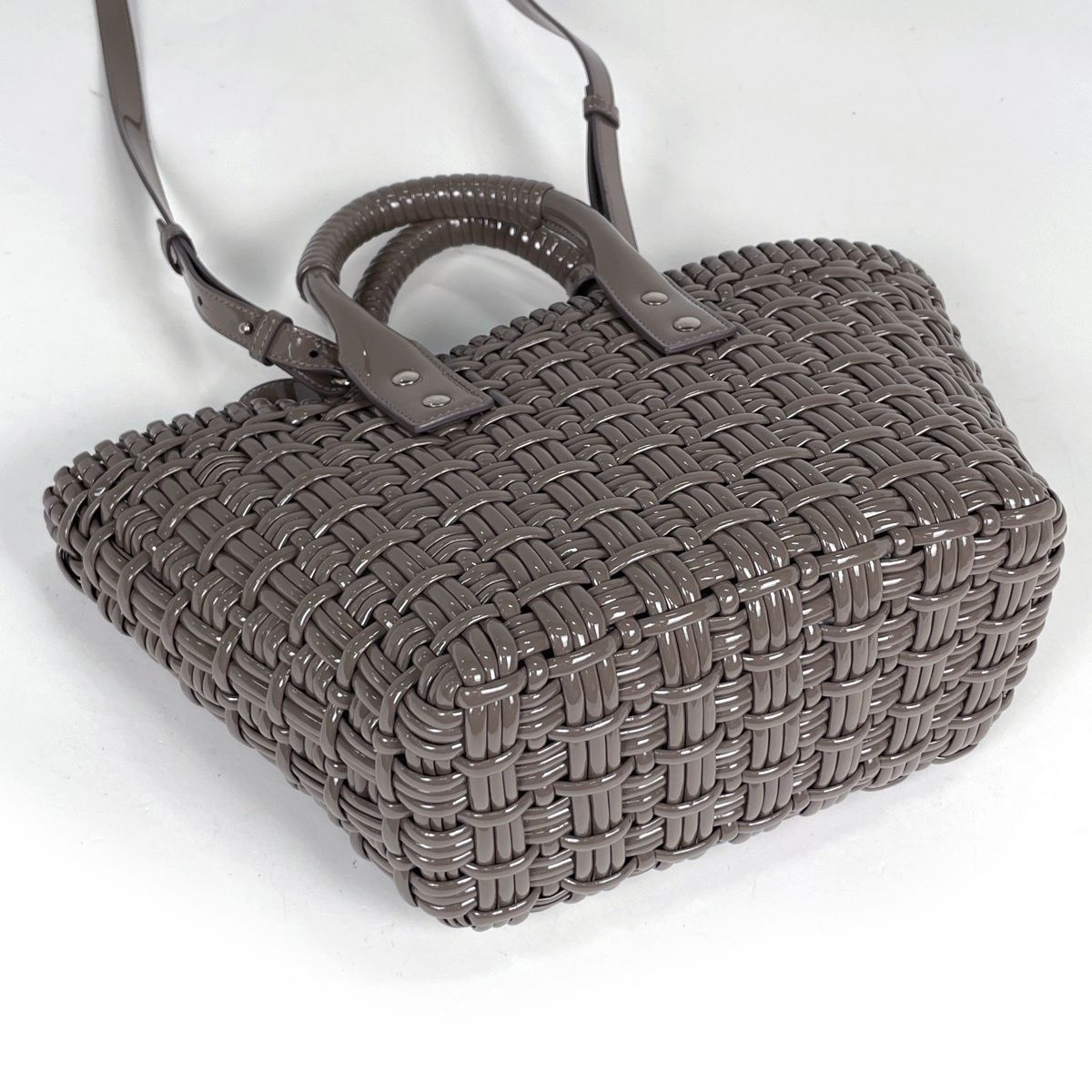 Balenciaga Handbag Bistro XS Basket 2-Way Patent Leather Greige — view 2