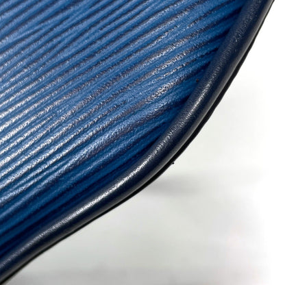 Louis Vuitton Bum Bag Epi Blue Azur — view 3