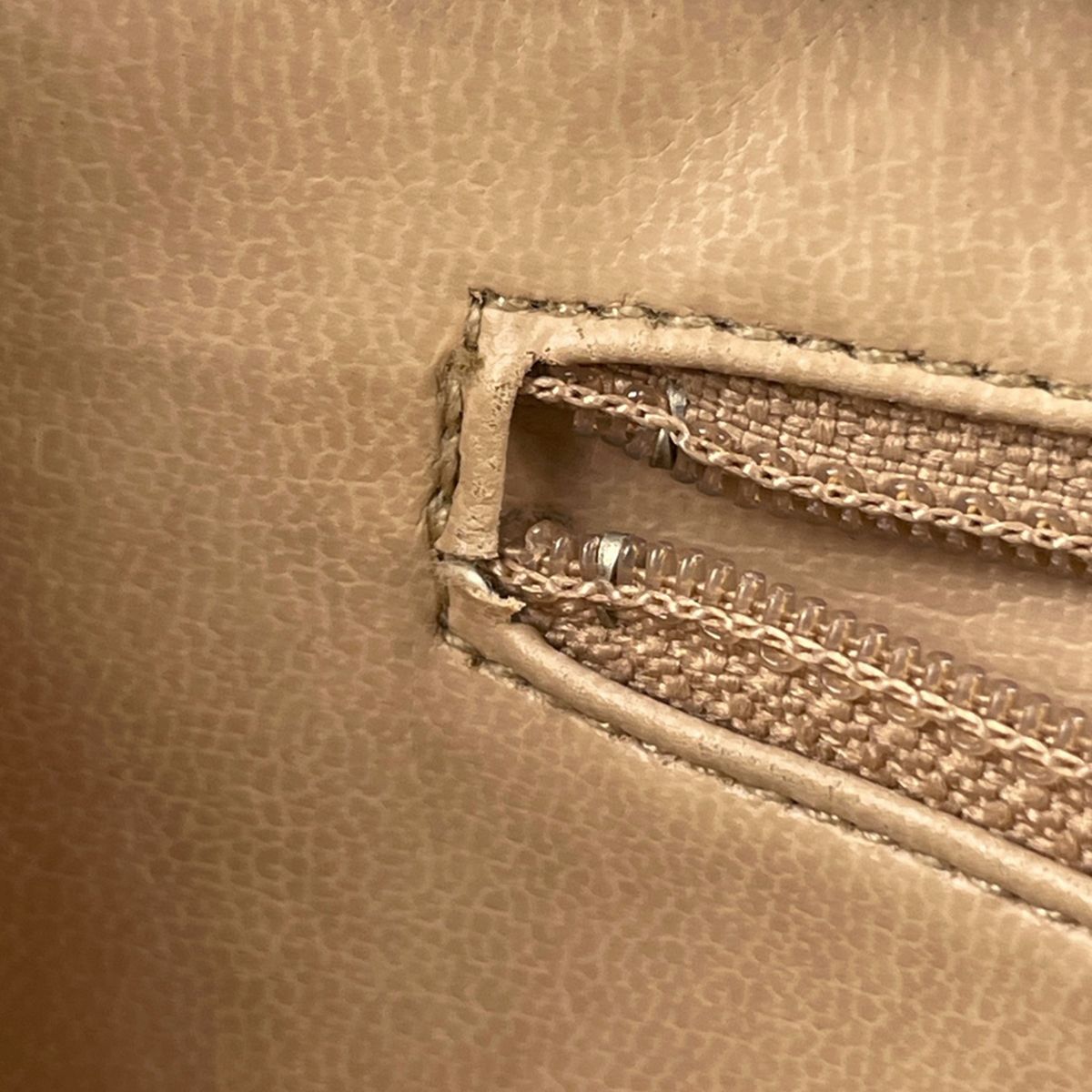 Chanel Tote Triple CC Logo Caviar Leather Brown — view 8