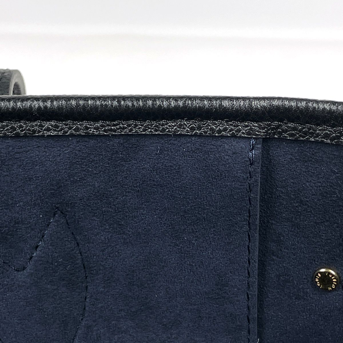 Louis Vuitton Neverfull MM Tote Monogram Empreinte Noir — view 6