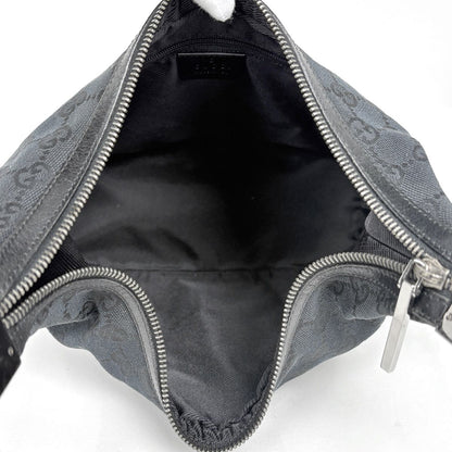 Gucci Shoulder Bag GG Pattern Canvas Black — view 7