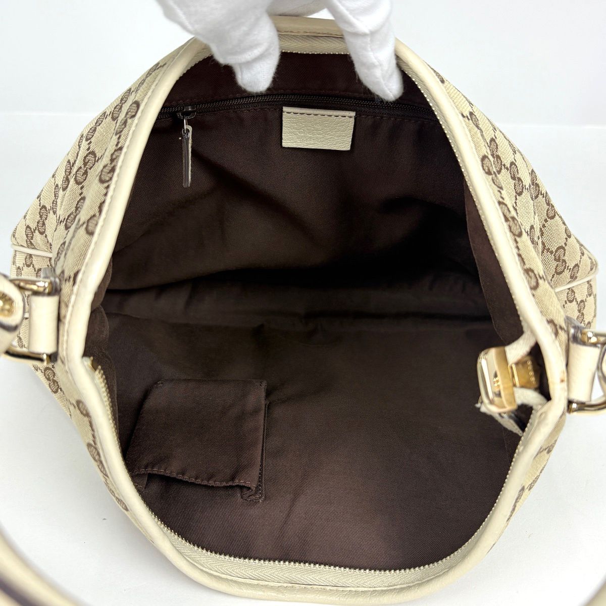 Gucci Shoulder Bag GG Pattern Abbey Canvas Beige White — view 7