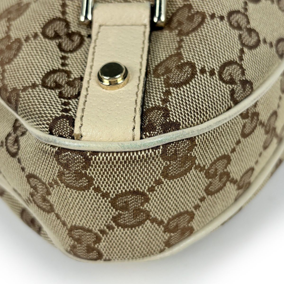 Gucci Shoulder Bag GG Pattern Abbey Canvas Beige White — view 4