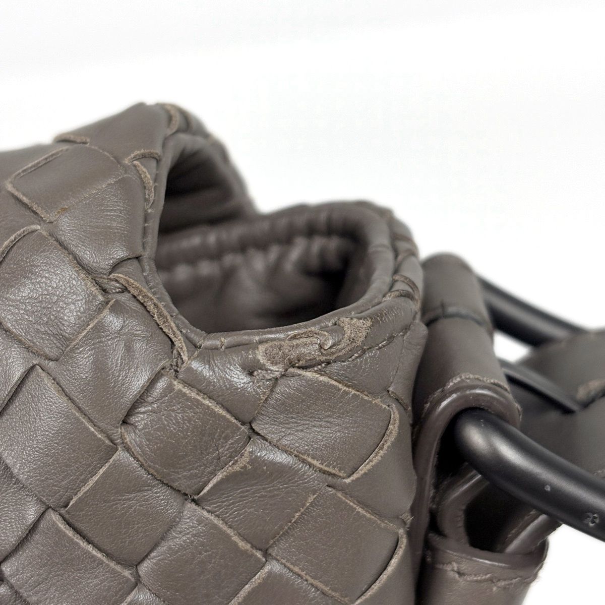 Bottega Veneta Shoulder Bag Intrecciato Leather Beige — view 5