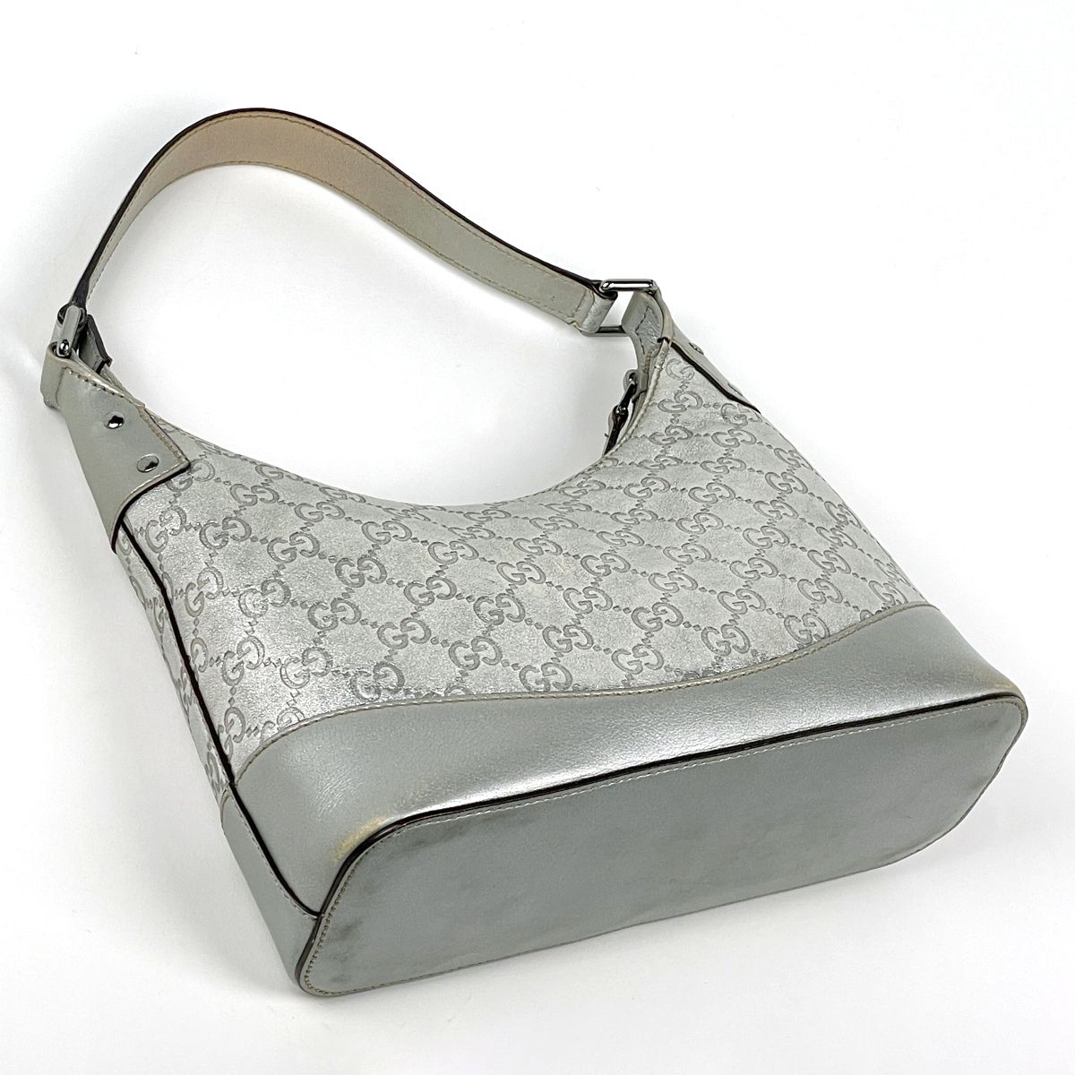 Gucci Shoulder Bag Guccissima Leather Silver — view 2