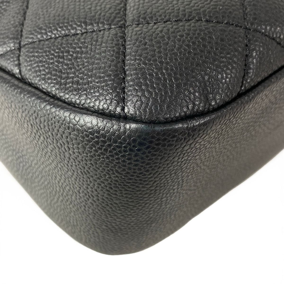 Chanel Tote Quilted Black CC Logo Silver Chain — view 7