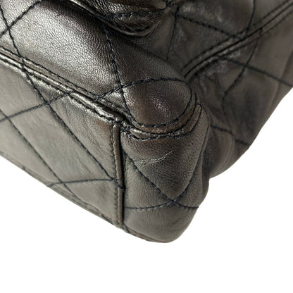 Chanel Tote Quilted Black Gold Lambskin — view 6