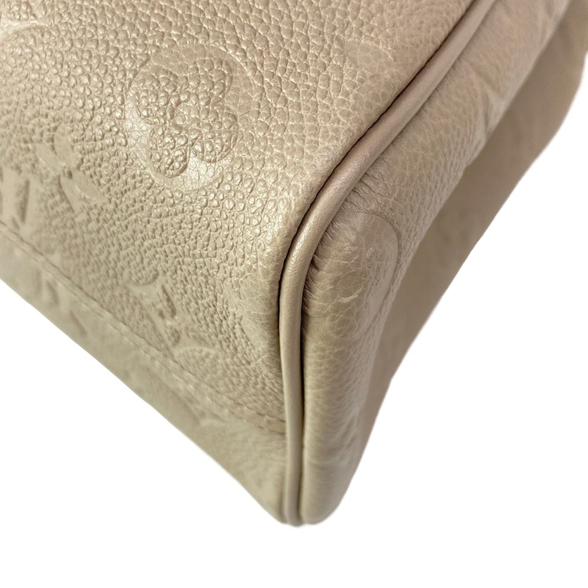 Louis Vuitton Tote Monogram Empreinte Avenue PM Tourterelle Leather — view 6
