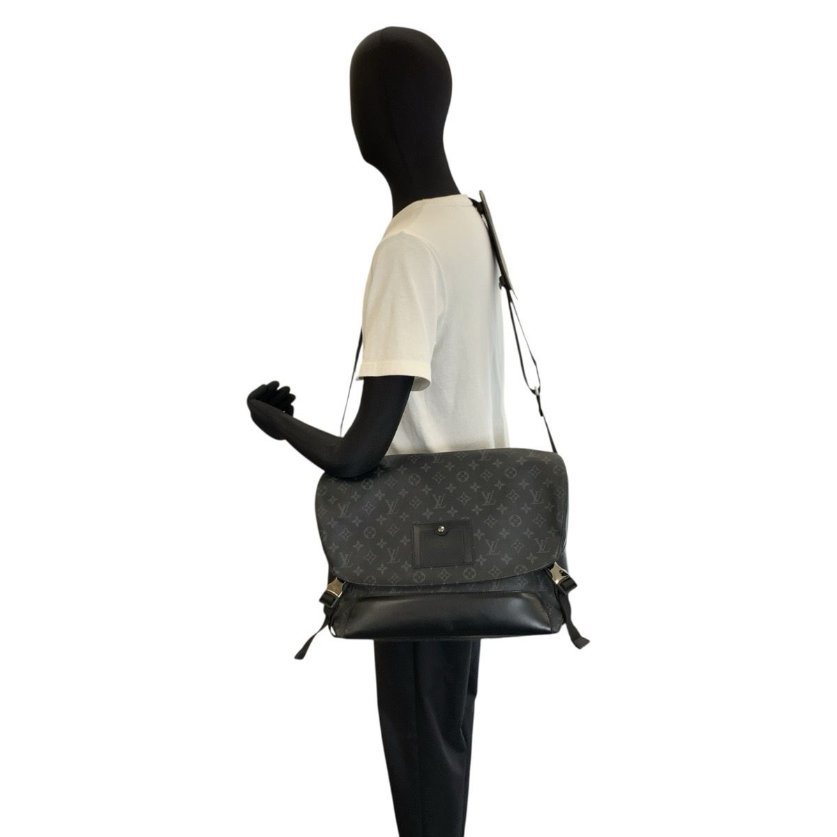 Louis Vuitton Monogram Eclipse Messenger Voyage MM Shoulder Bag — view 7