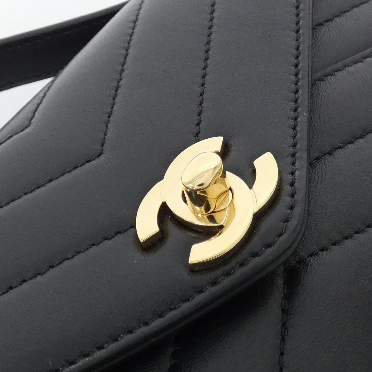 Chanel Bag Handbag Black — view 4