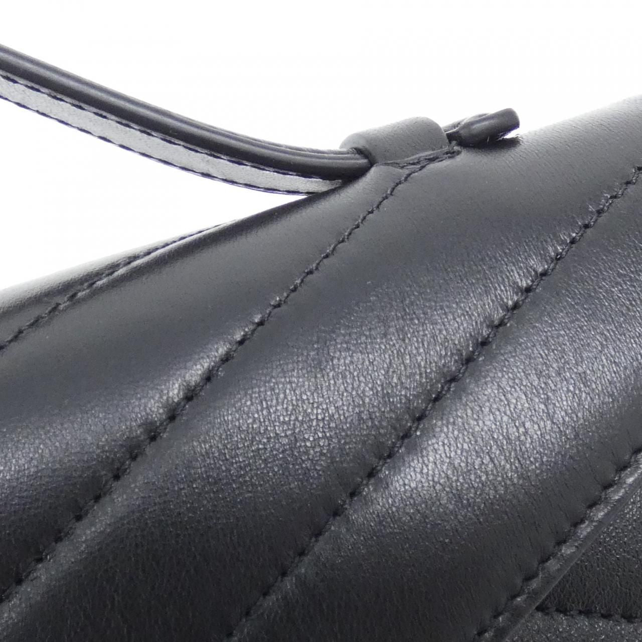 Chanel Bag Handbag Black — view 5
