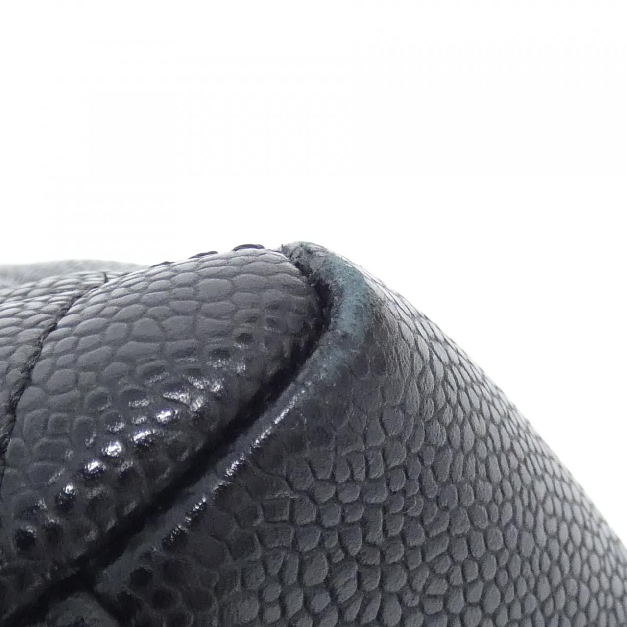 Chanel Shoulder Bag Black — view 3