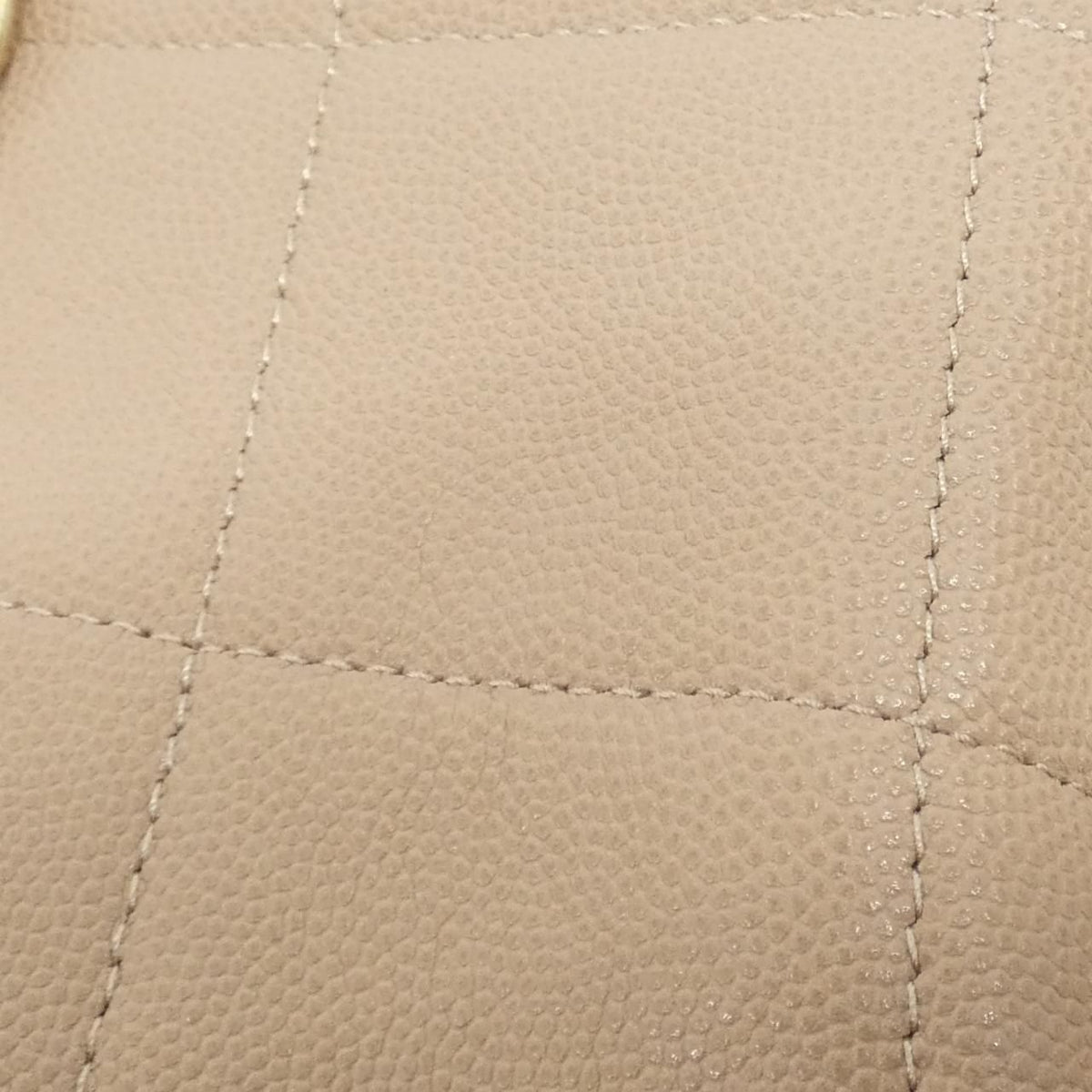 Chanel Shoulder Bag Beige — view 4