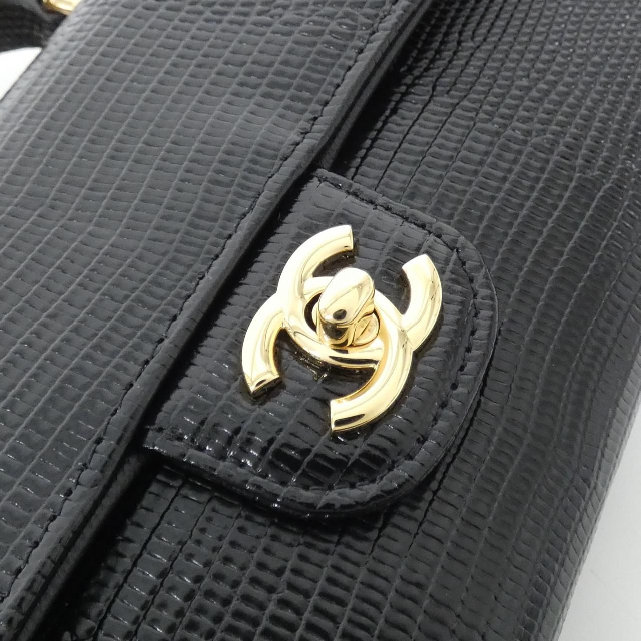 Chanel Shoulder Bag Black — view 4