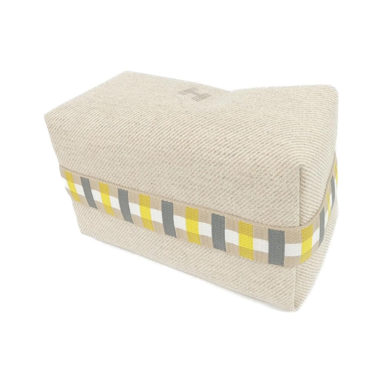 Hermes AU Carre Brid-a-brac GM Pouch — view 3
