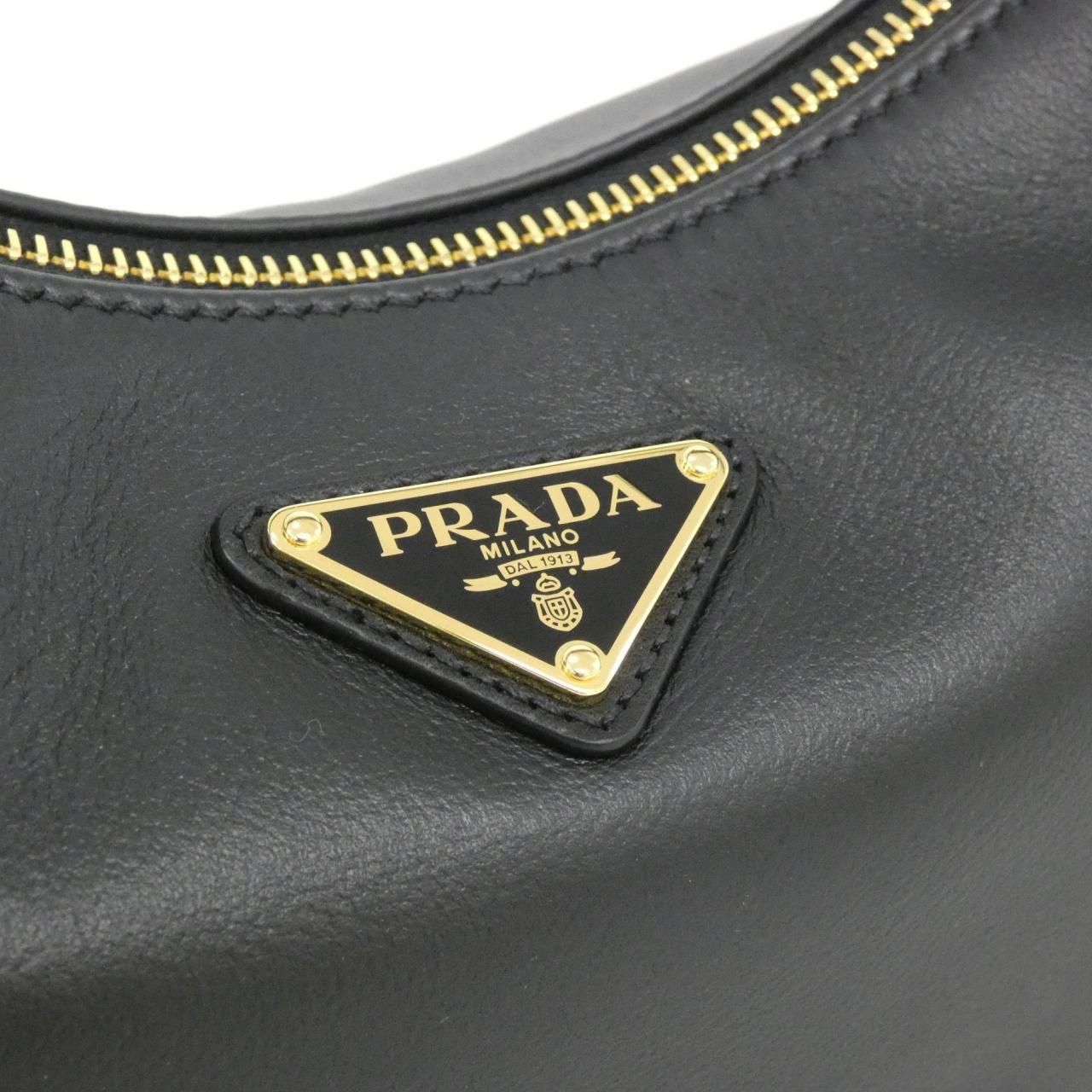 Prada Shoulder Bag Gold — view 4