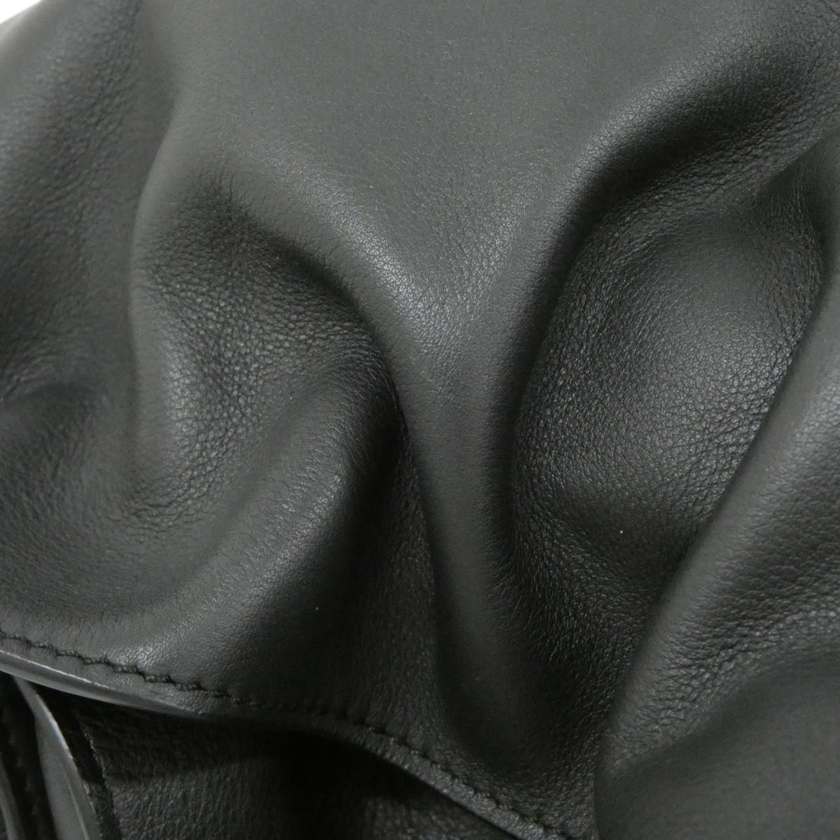 Loewe Flamenco Clutch Medium — view 5