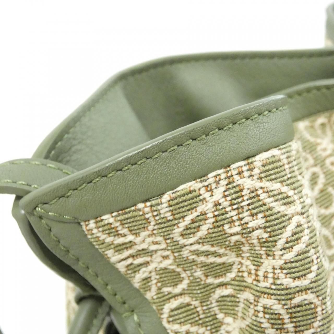 Loewe Flamenco Clutch Green — view 3