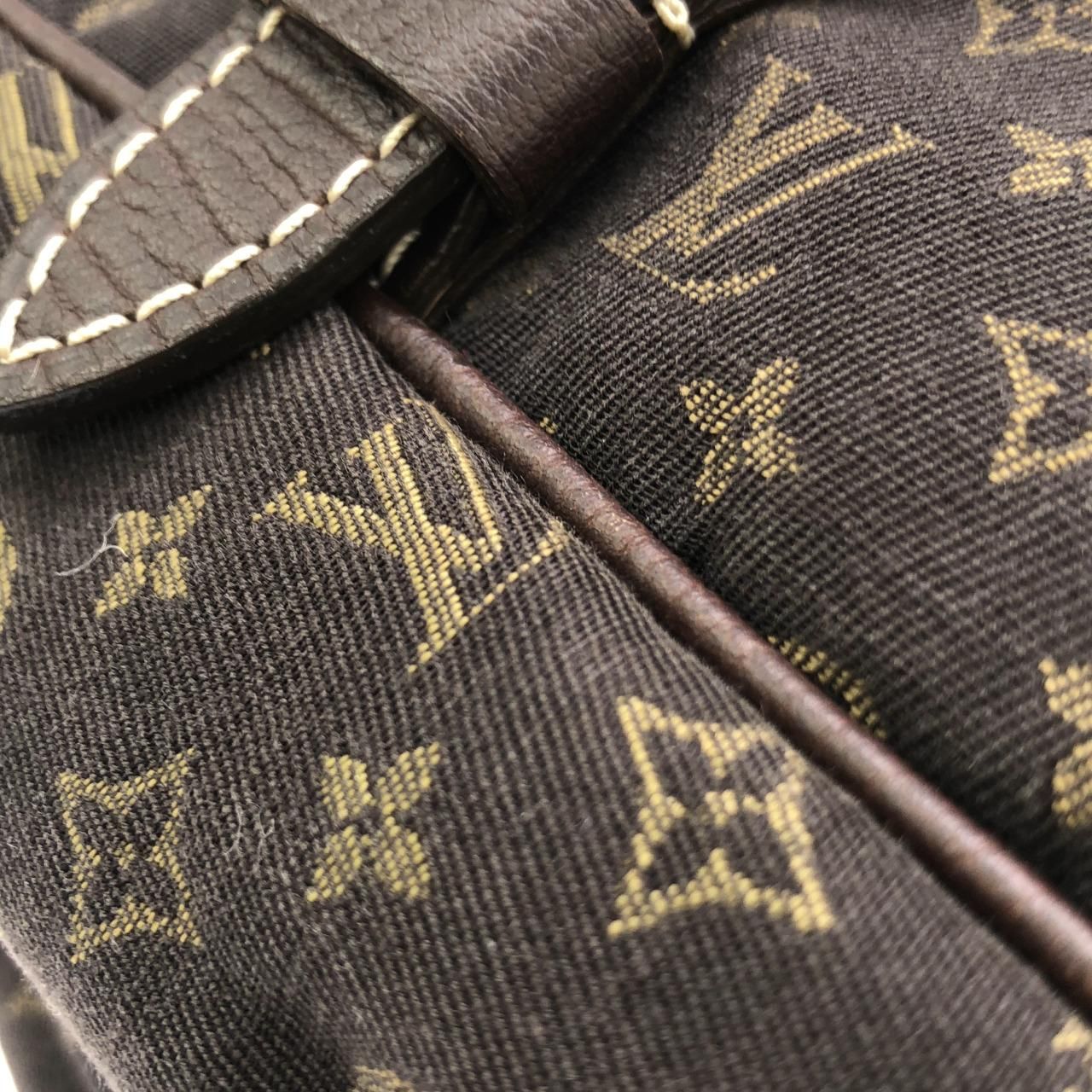 Louis Vuitton Monogram Mini Lin Saumur 30 Crossbody — view 5