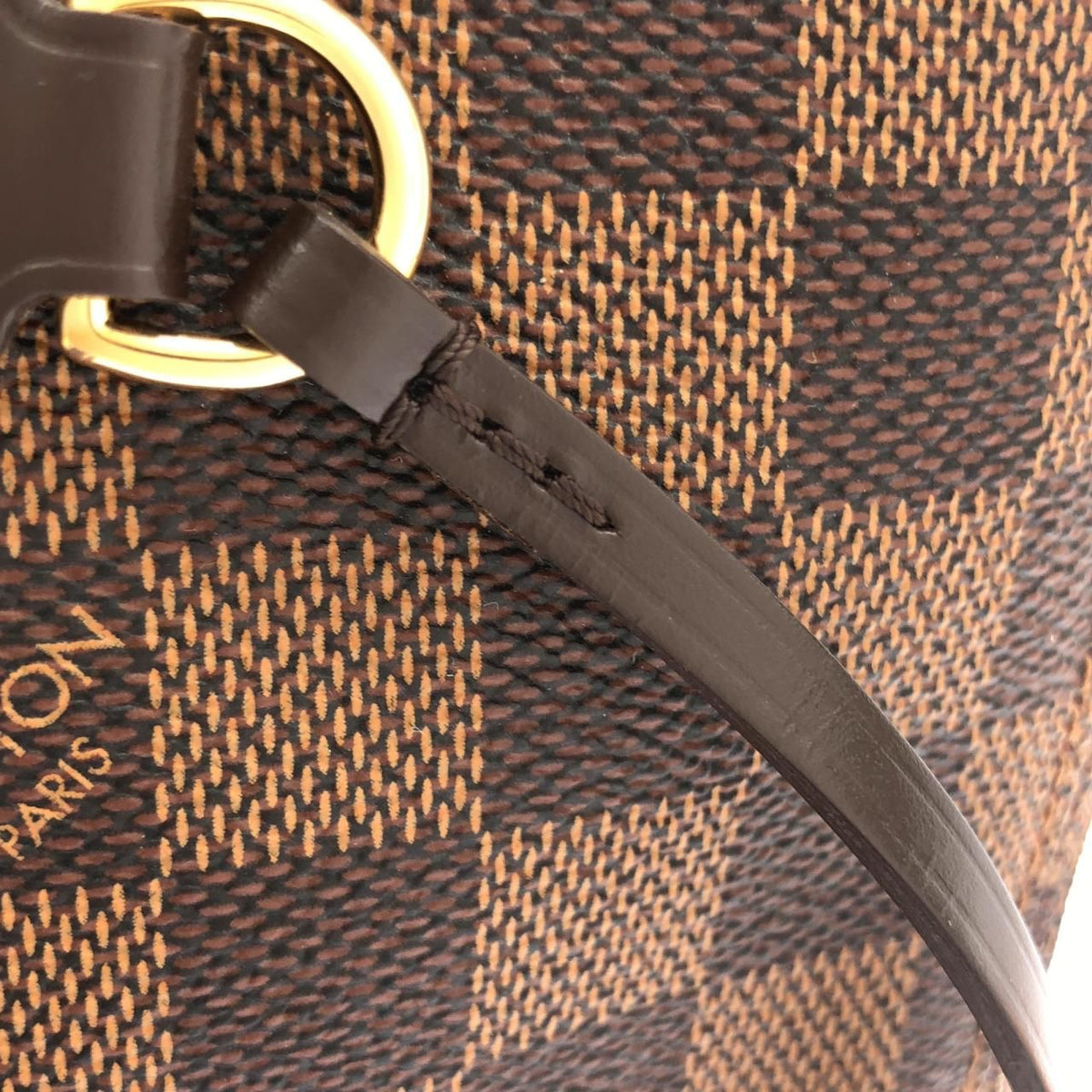 Louis Vuitton Damier Neverfull MM Bag — view 4