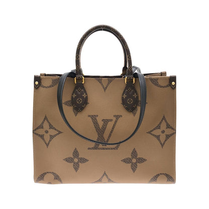 Louis Vuitton Monogram Giant on the Go MM Bag — view 2