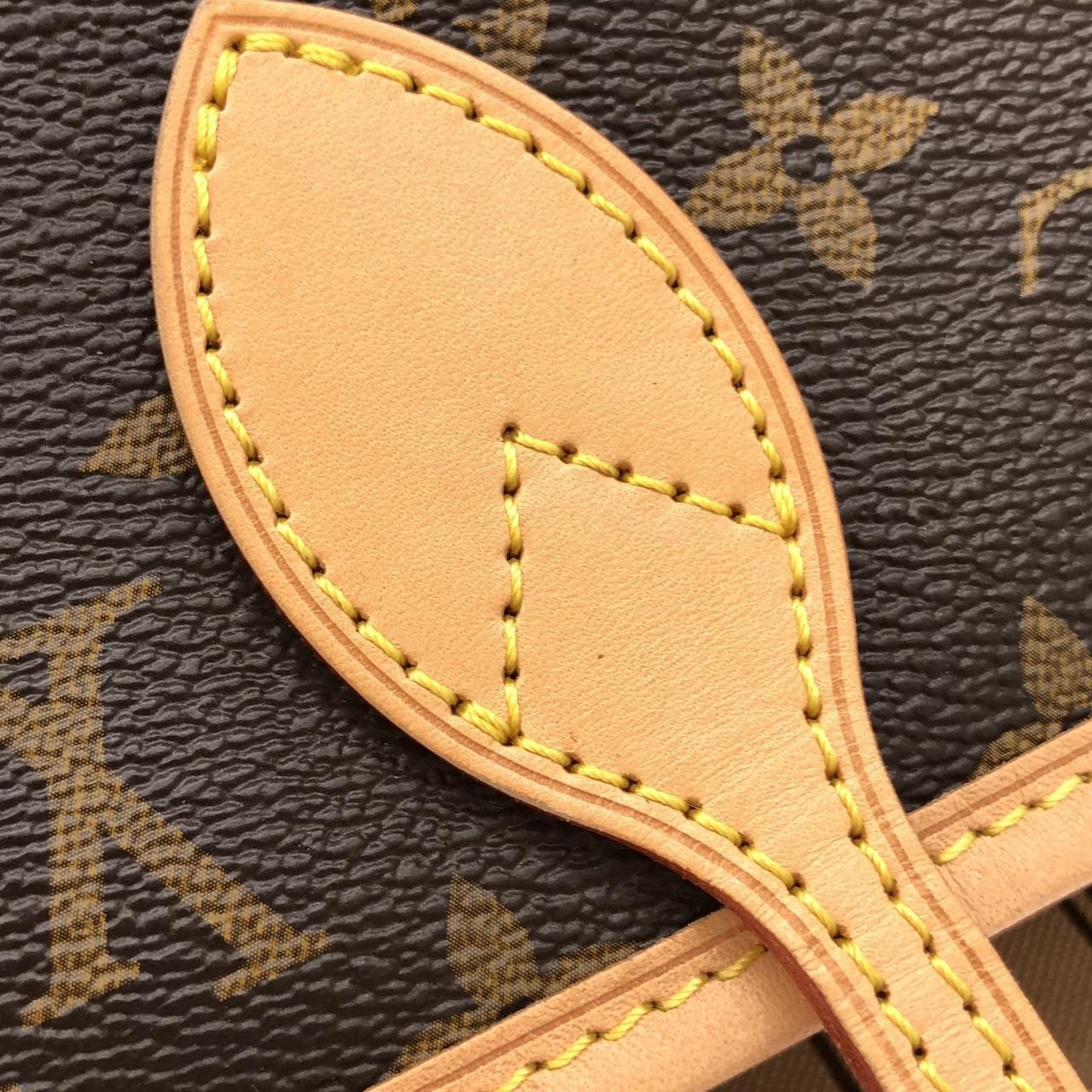 Louis Vuitton Monogram Neverfull MM Bag — view 4