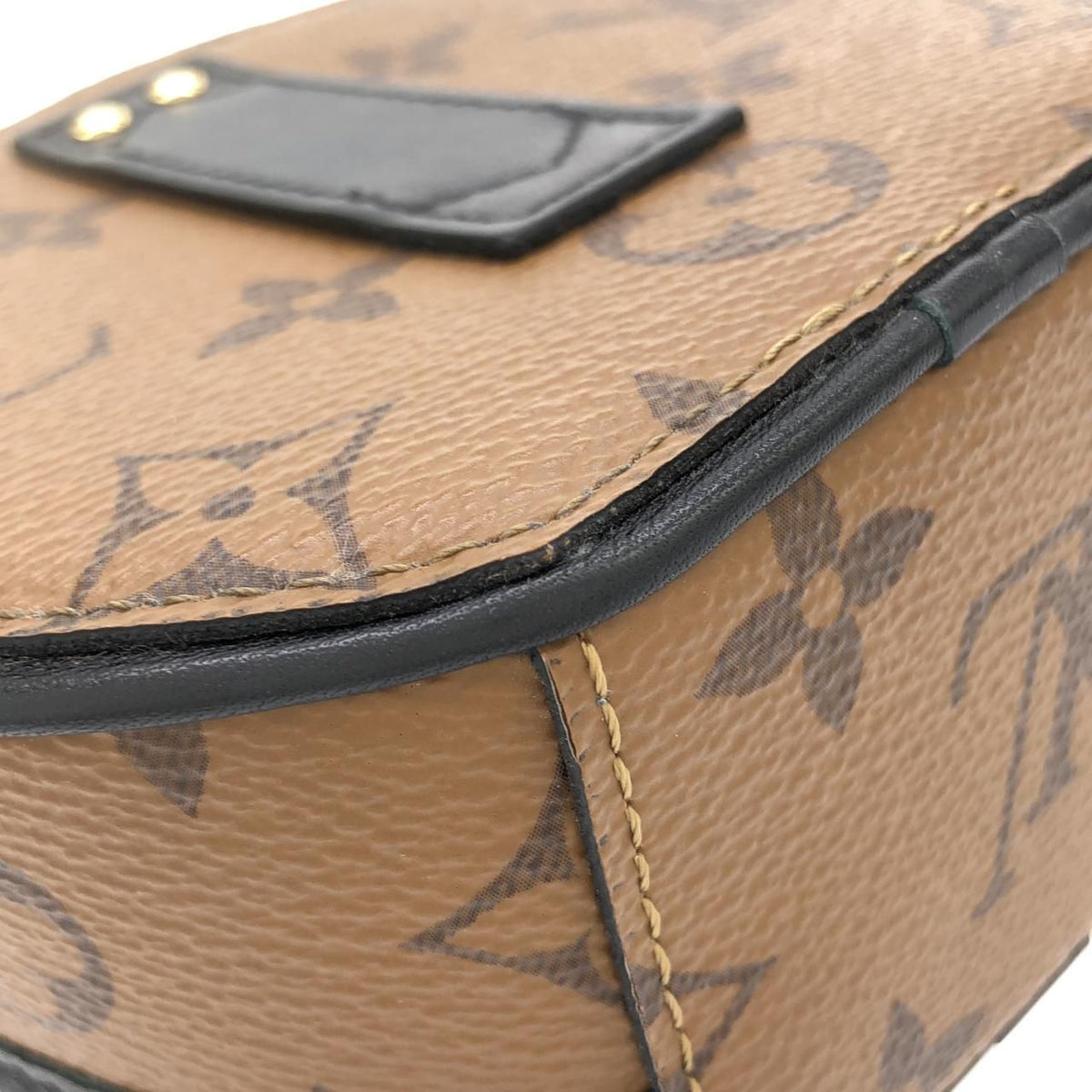 Louis Vuitton Monogram Reverse Mini Boite Chapeau Shoulder Bag — view 3