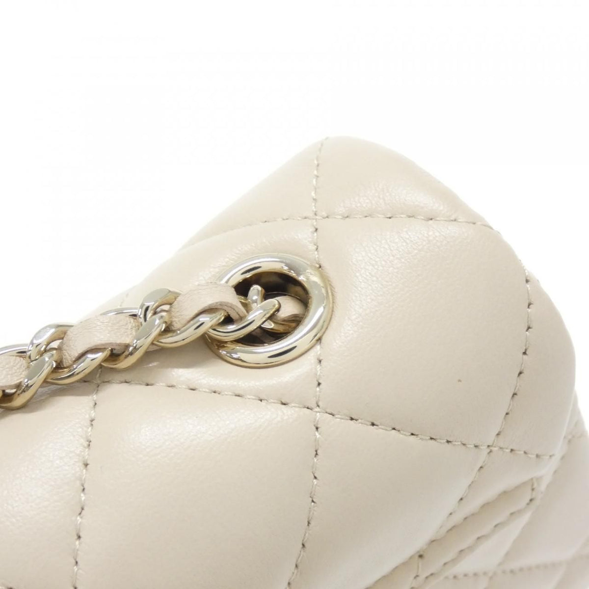 Chanel Shoulder Bag Beige — view 5