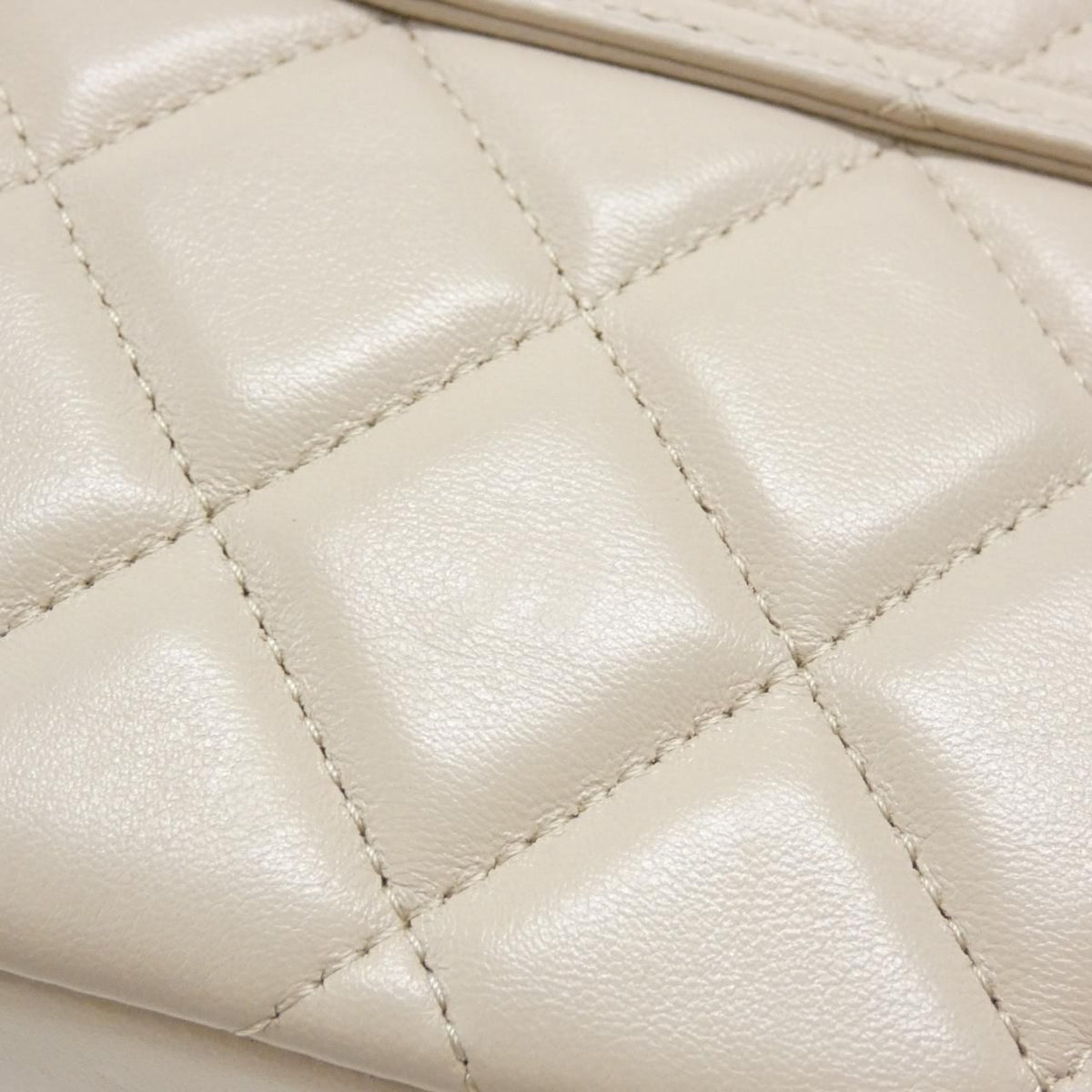Chanel Shoulder Bag Beige — view 6