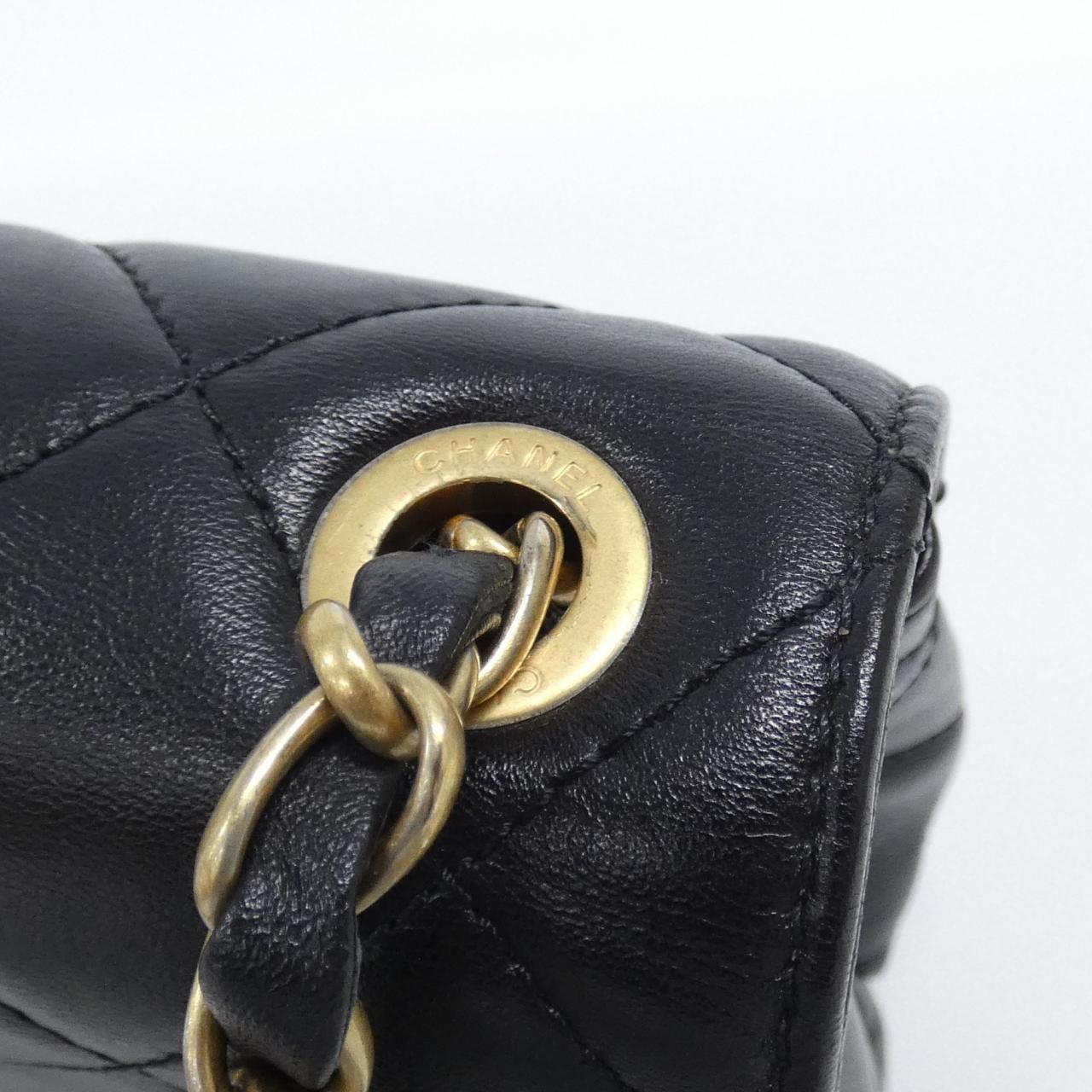 Chanel Shoulder Bag Black — view 7