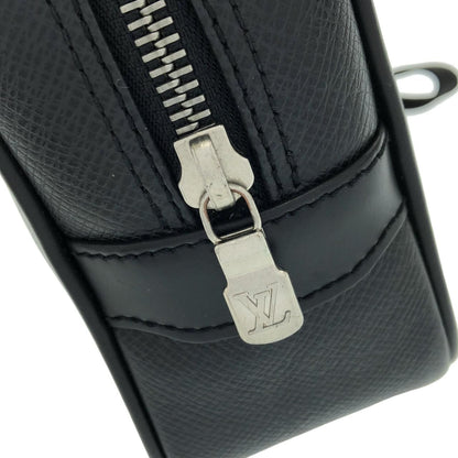 Louis Vuitton Taiga Bag — view 6