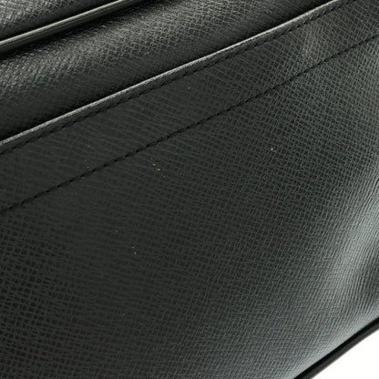 Louis Vuitton Taiga Bag — view 4