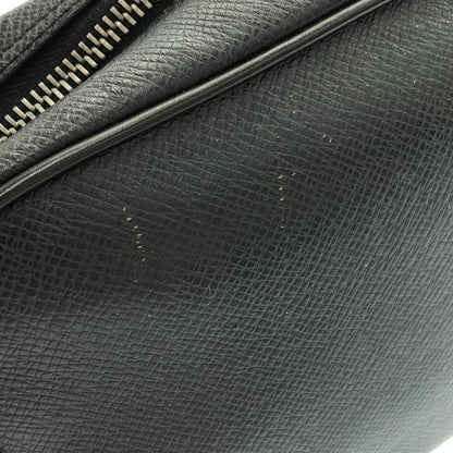 Louis Vuitton Taiga Bag — view 5
