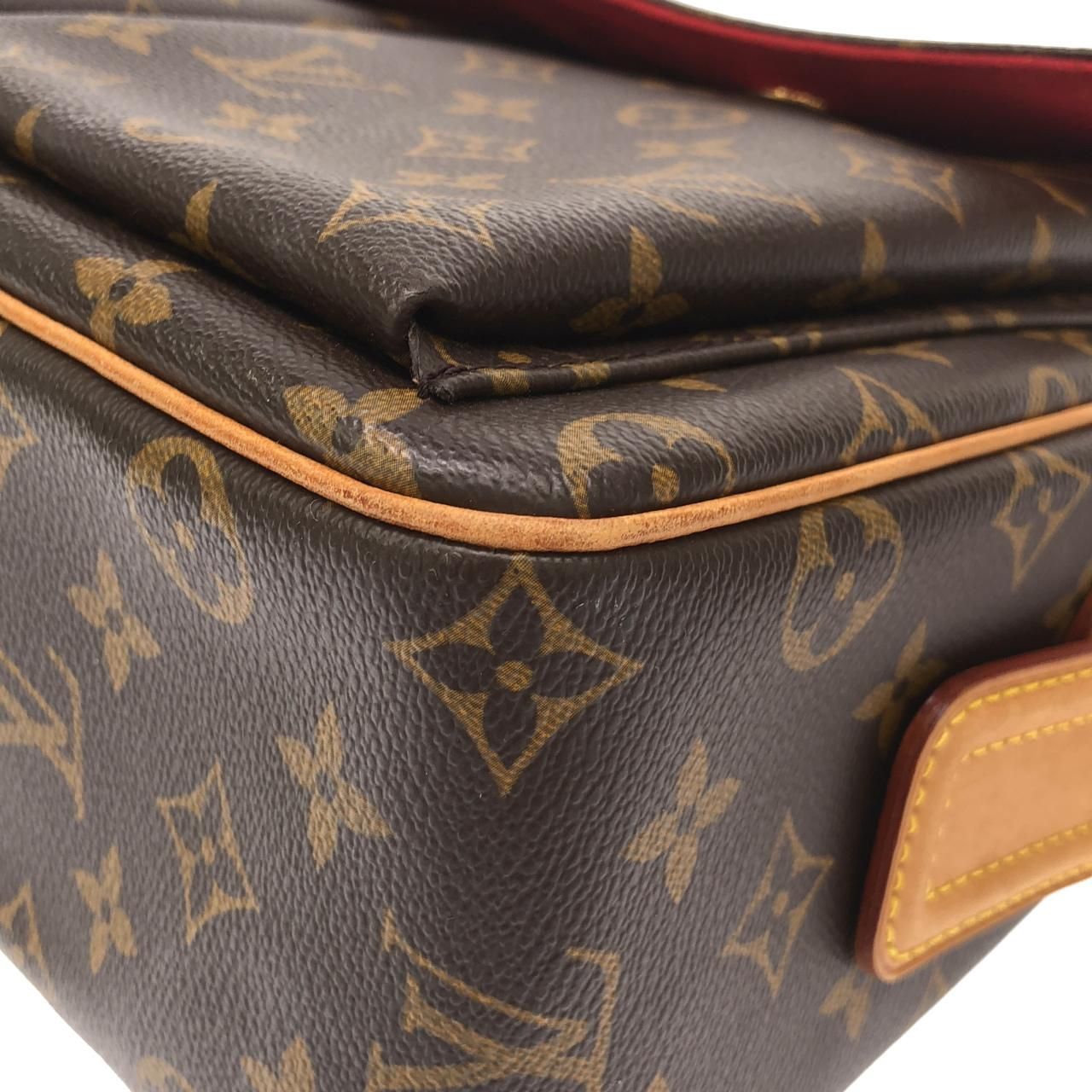 Louis Vuitton Monogram Viva-Cite GM Shoulder Bag — view 3