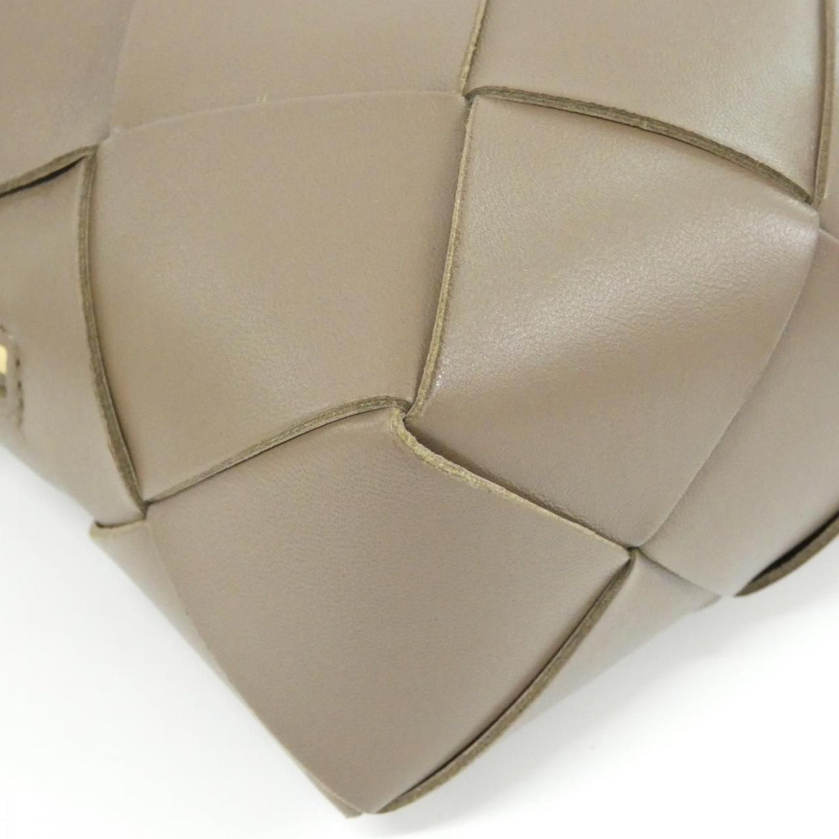 Bottega Veneta Shoulder Bag — view 2