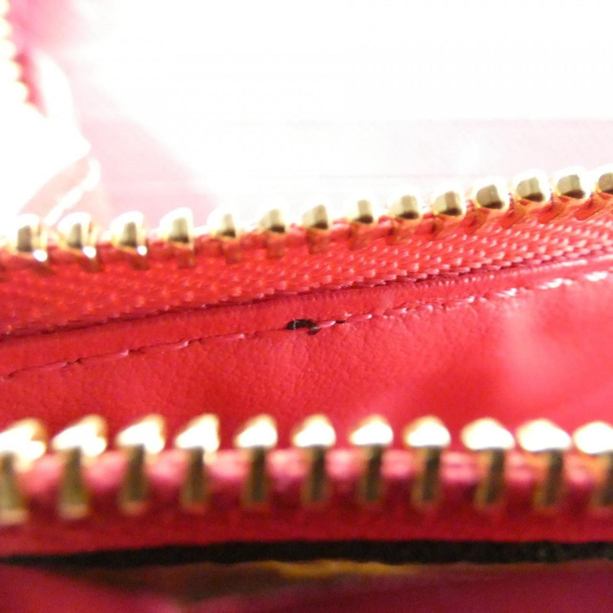 Louis Vuitton Monogram Zippy Wallet — view 6