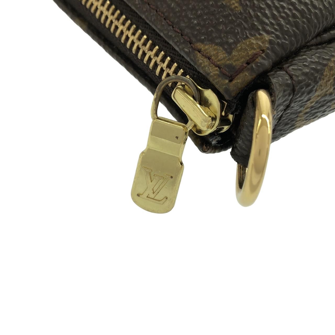 Louis Vuitton Monogram Pochette Accessoires Pouch — view 5